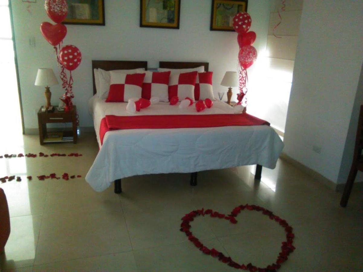 Aw Hotel Chipichape Urban Cali Bagian luar foto