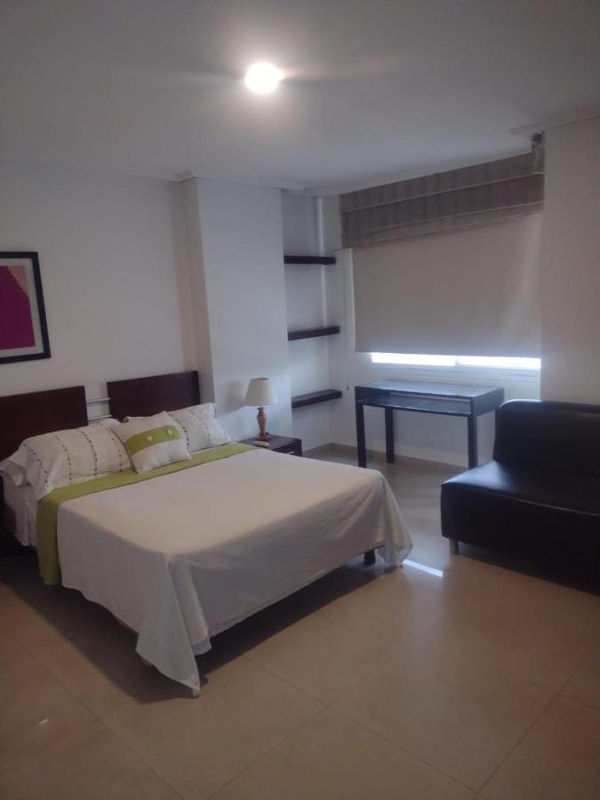 Aw Hotel Chipichape Urban Cali Bagian luar foto