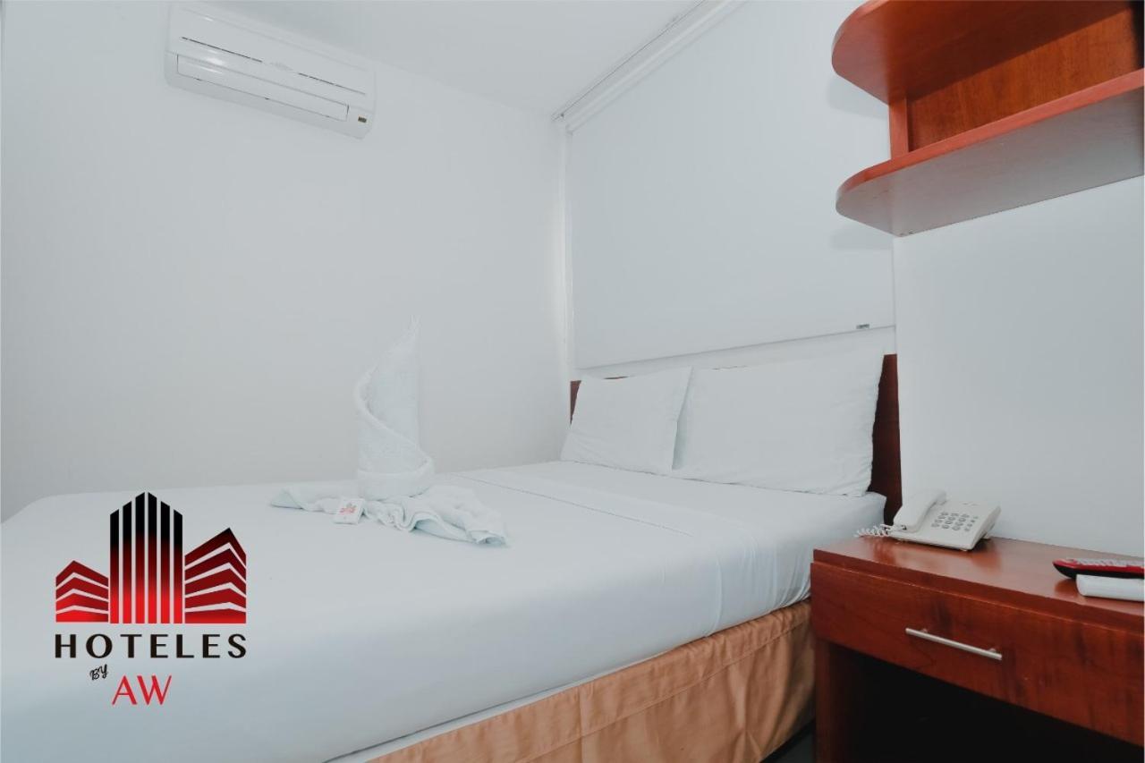 Aw Hotel Chipichape Urban Cali Bagian luar foto